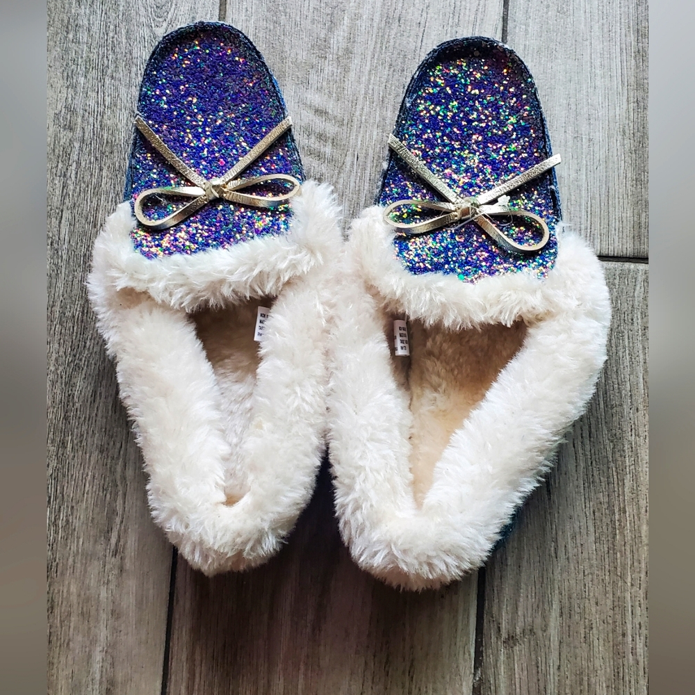 Cat and jack glitter slippers size 4